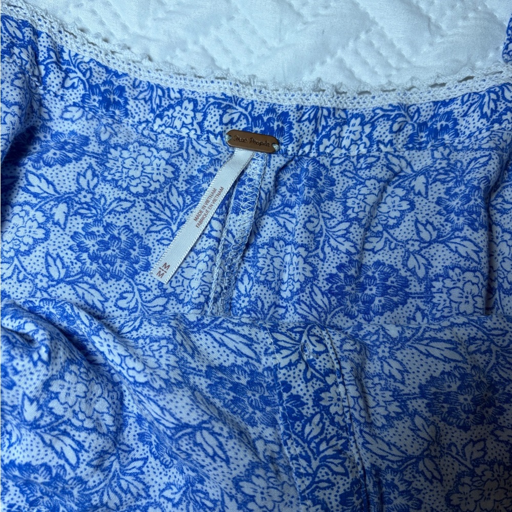 Free People | Blue Flowy Floral Tank - Picture 3 of 4